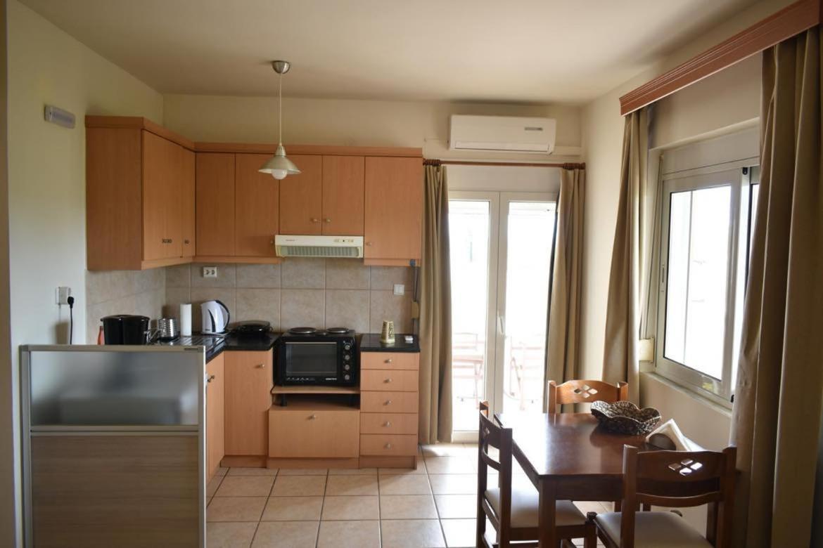 Mini Art Apartments Gerani  외부 사진