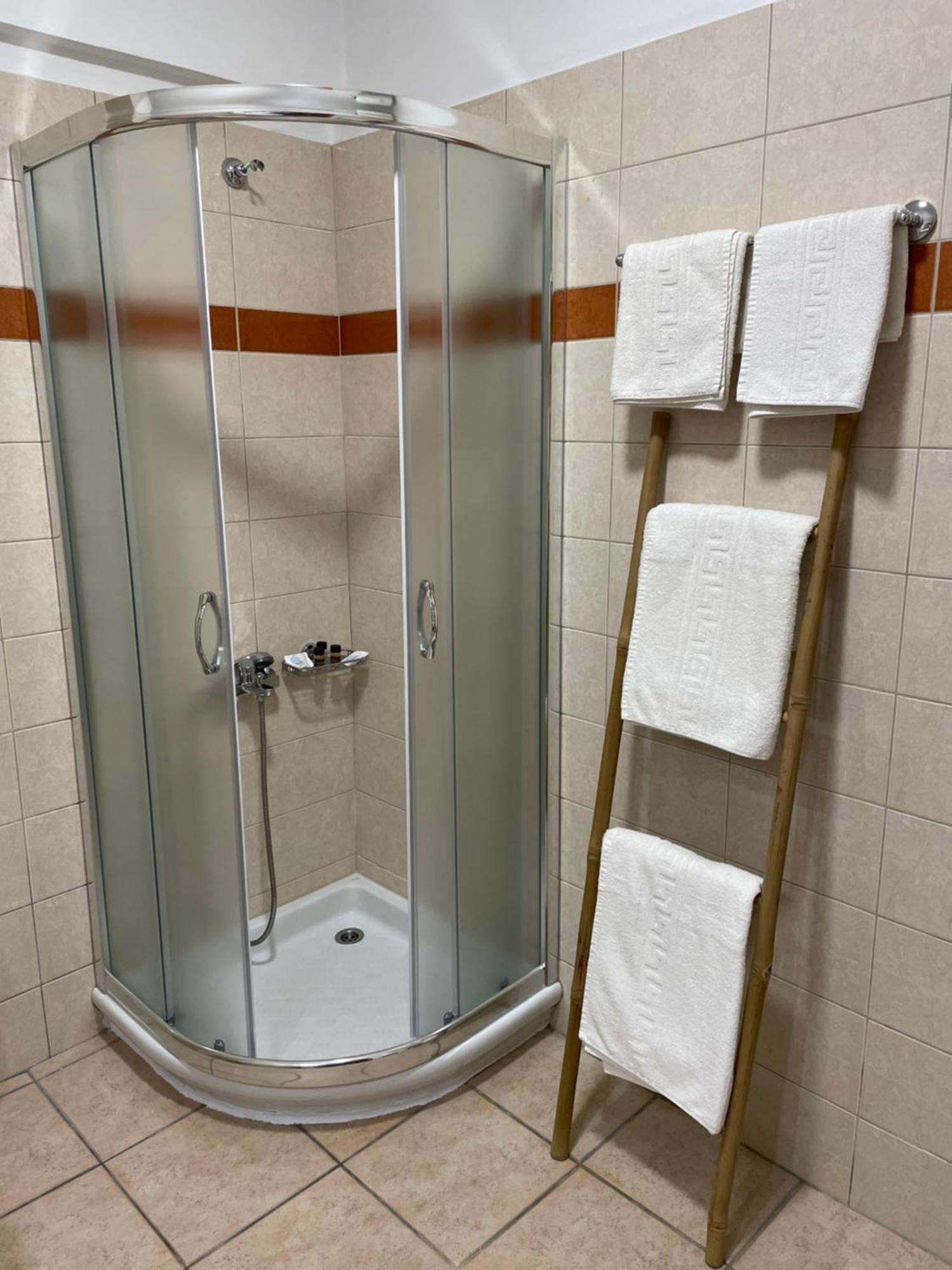 Mini Art Apartments Gerani  외부 사진