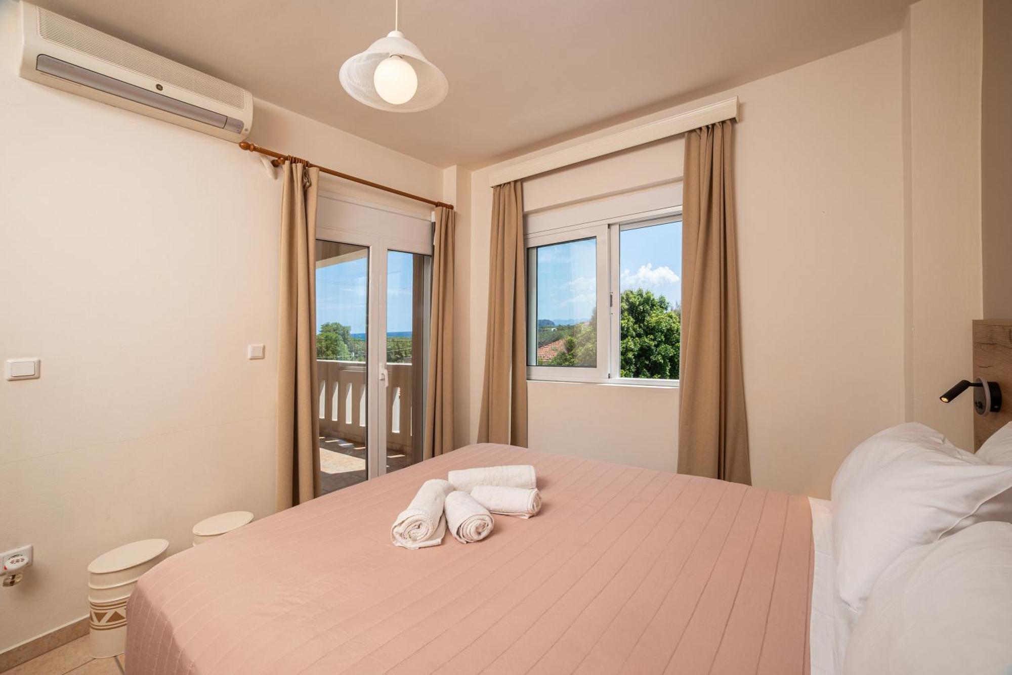 Mini Art Apartments Gerani  외부 사진